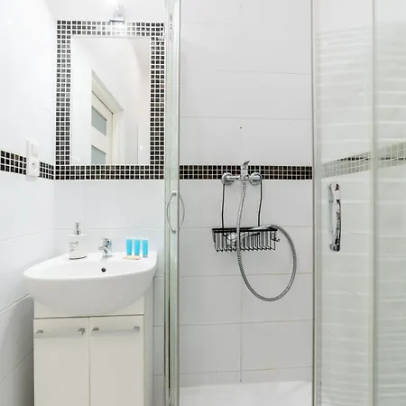 Apartment Rozana Center By Bookinghost Poznan